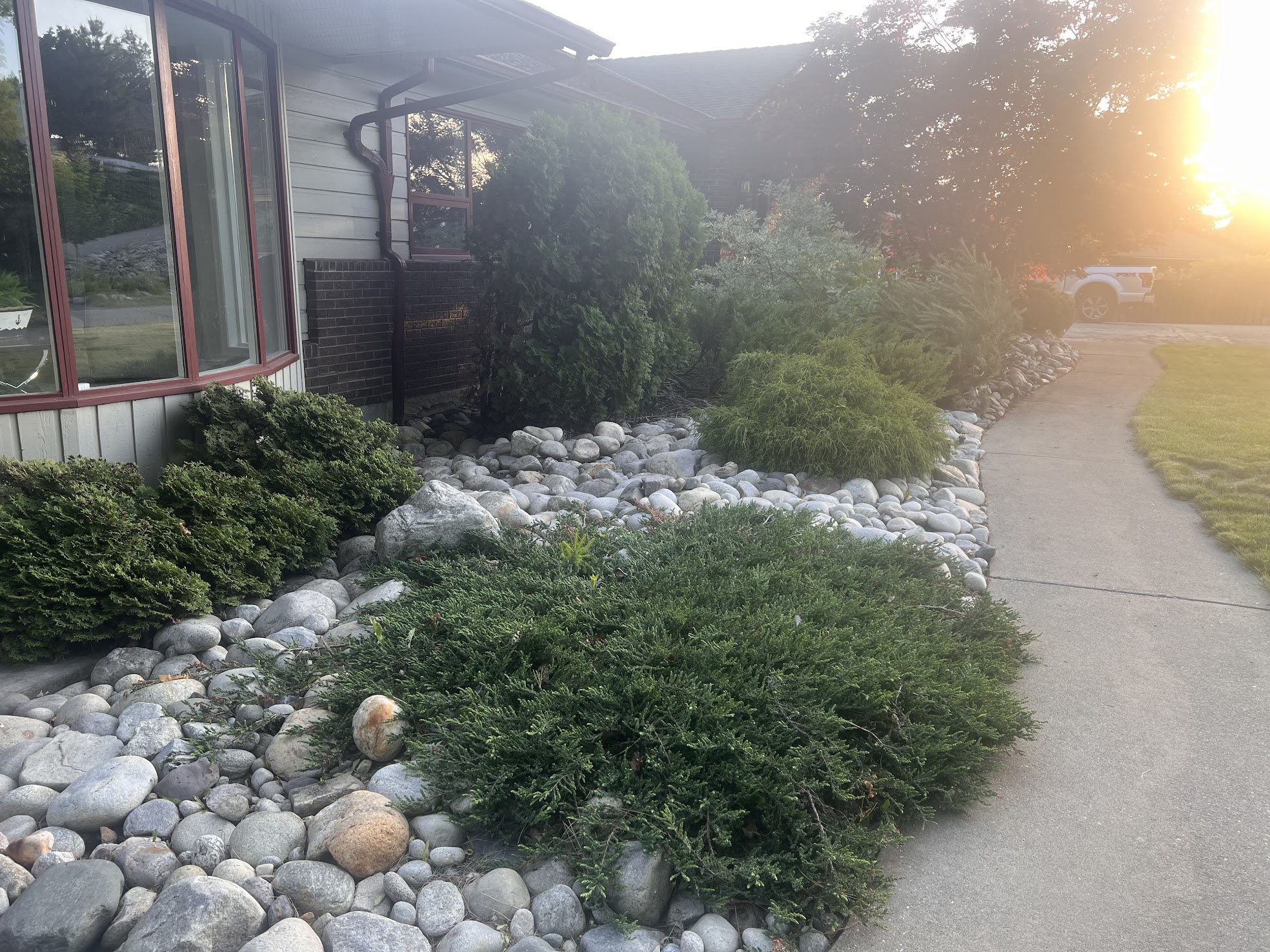 Complete Landscaping Projects